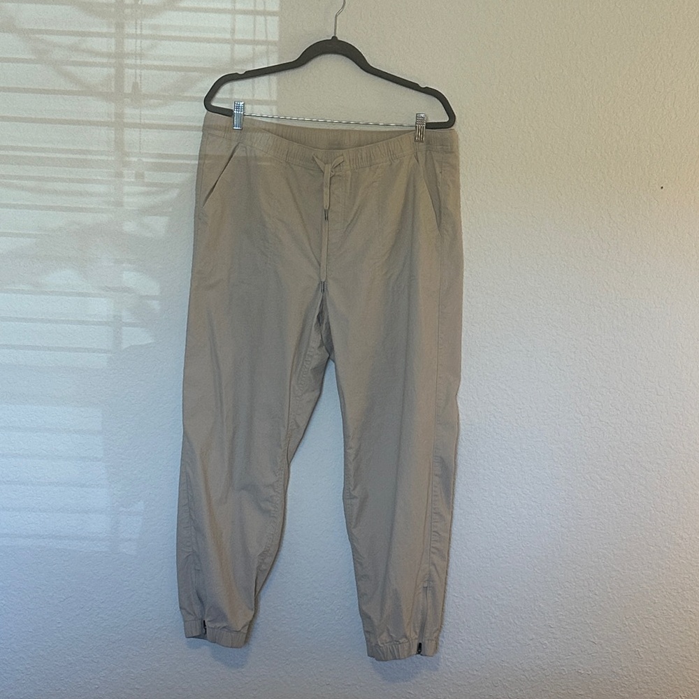Eddie Bauer Women’s Drawstring Hiking Pants - Khaki/Tan